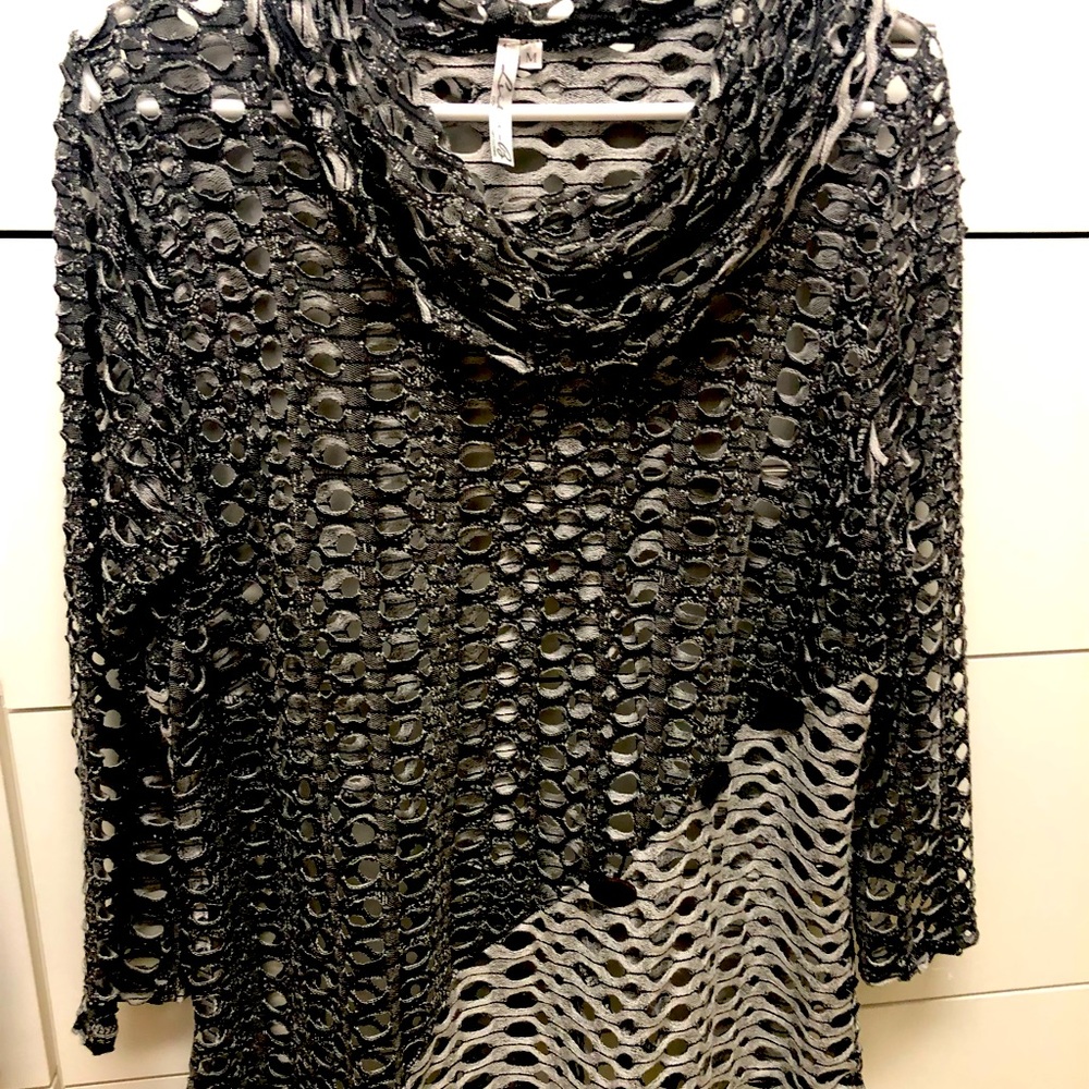 Like New! Lulu B Top